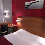 Initial By Balladins Amiens \/ Hotel Longueau