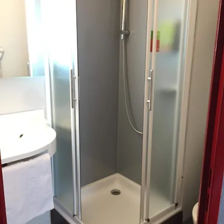 Initial By Balladins Amiens \/ Hotel 2*