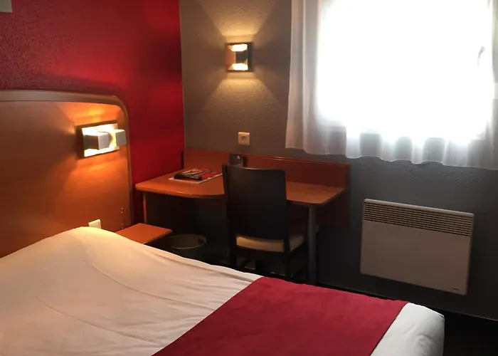 Initial By Balladins Amiens \/ Szálloda Longueau