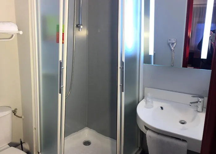 Initial By Balladins Amiens \/ 2* Longueau