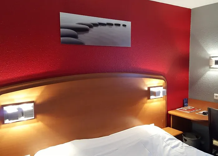 Initial By Balladins Amiens \/